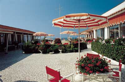 bad-huizen in de stranden van Versilia